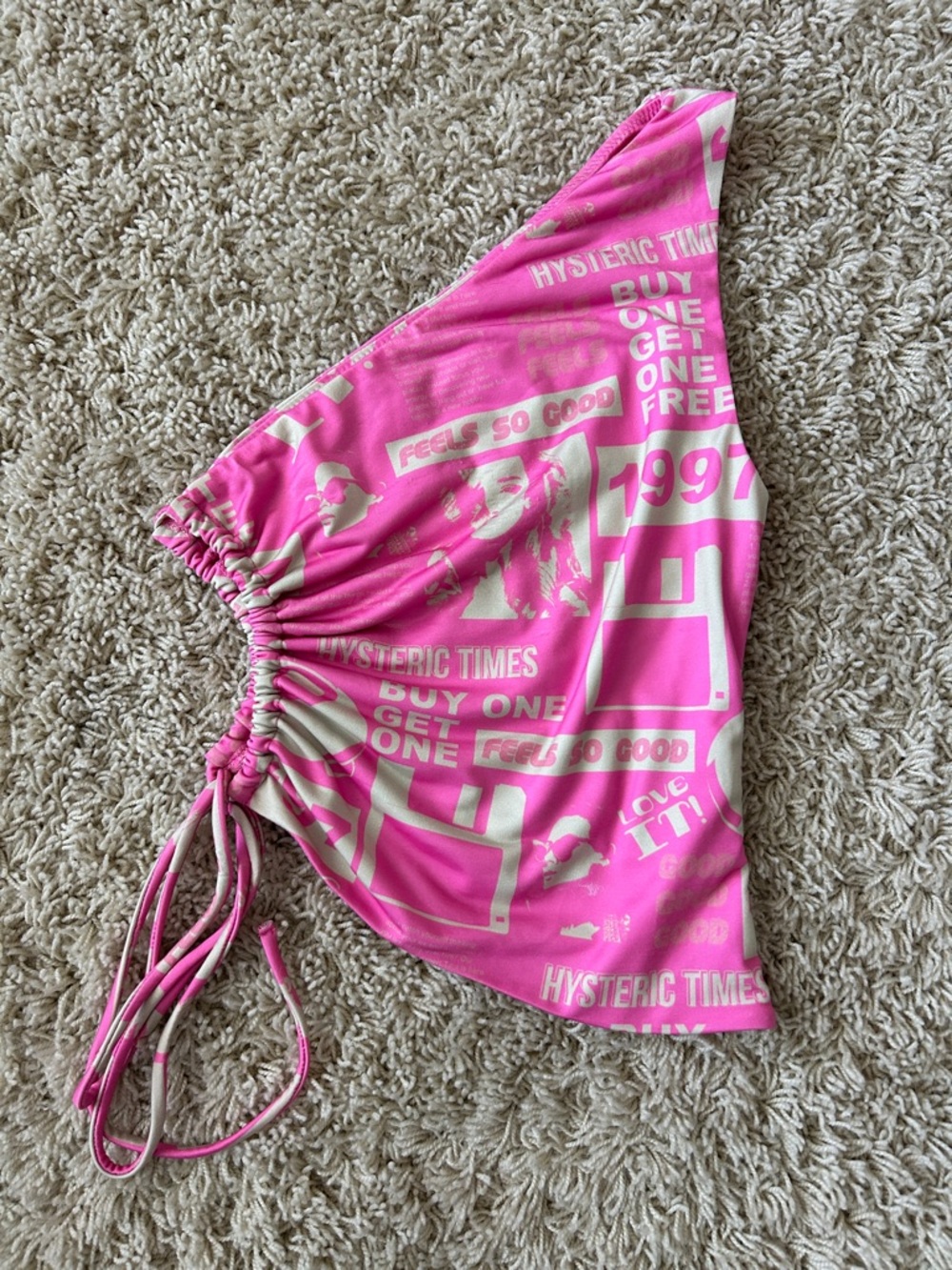 The Kript Pink Graphic One-Shoulder Top with side cutout Size XS